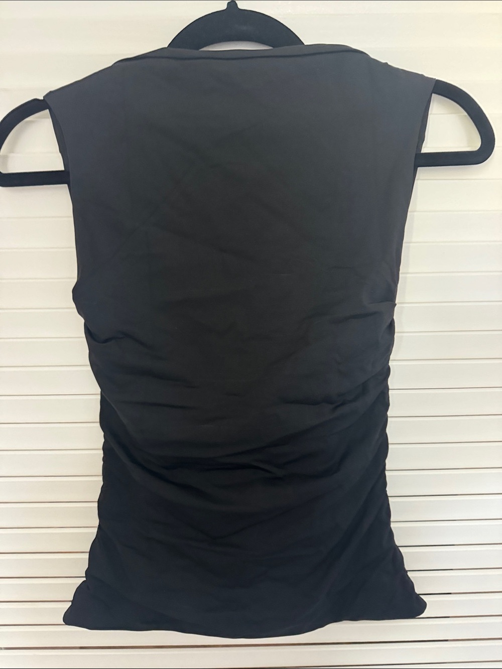 Aritzia Original Contour Flourish Top NWT - Picture 3 of 4